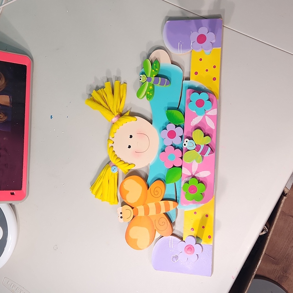Kids Wooden 2 Peg Wall Hanging with Florals & Bugs Multicolored
